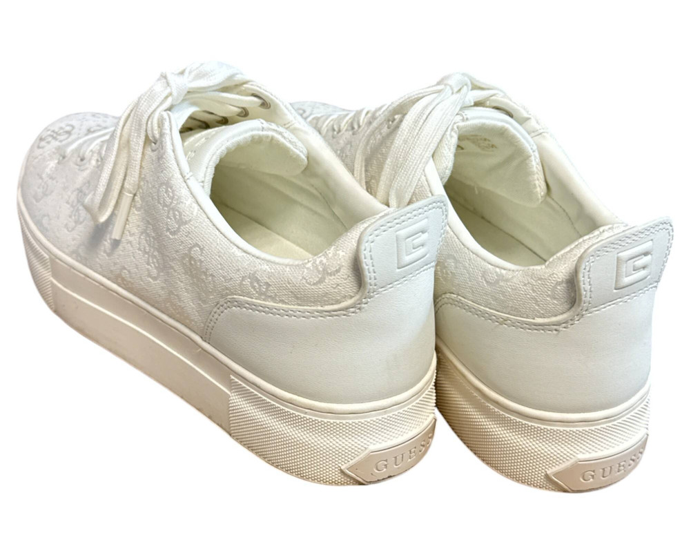 Guess  TRAMPKI  damskie 39