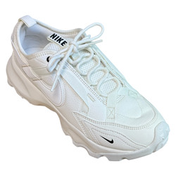 Nike TC 7900 BUTY SPORTOWE damskie 39