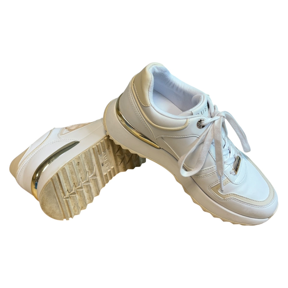 Guess KOYAA BUTY SPORTOWE damskie 39