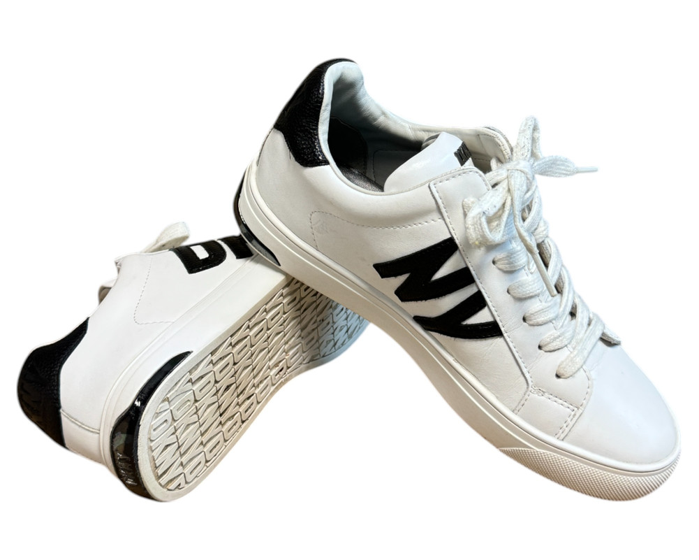 DKNY  Abeni Lace Up TRAMPKI  damskie 36