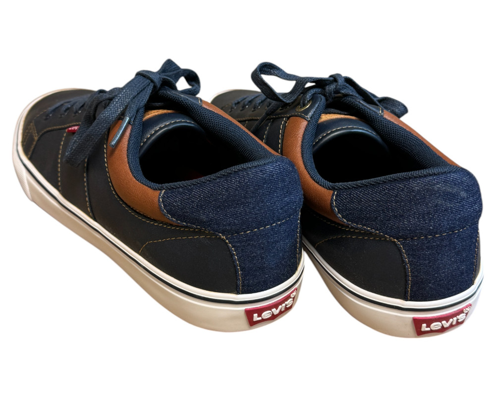 Levi`s Abbot TRAMPKI  męskie 44