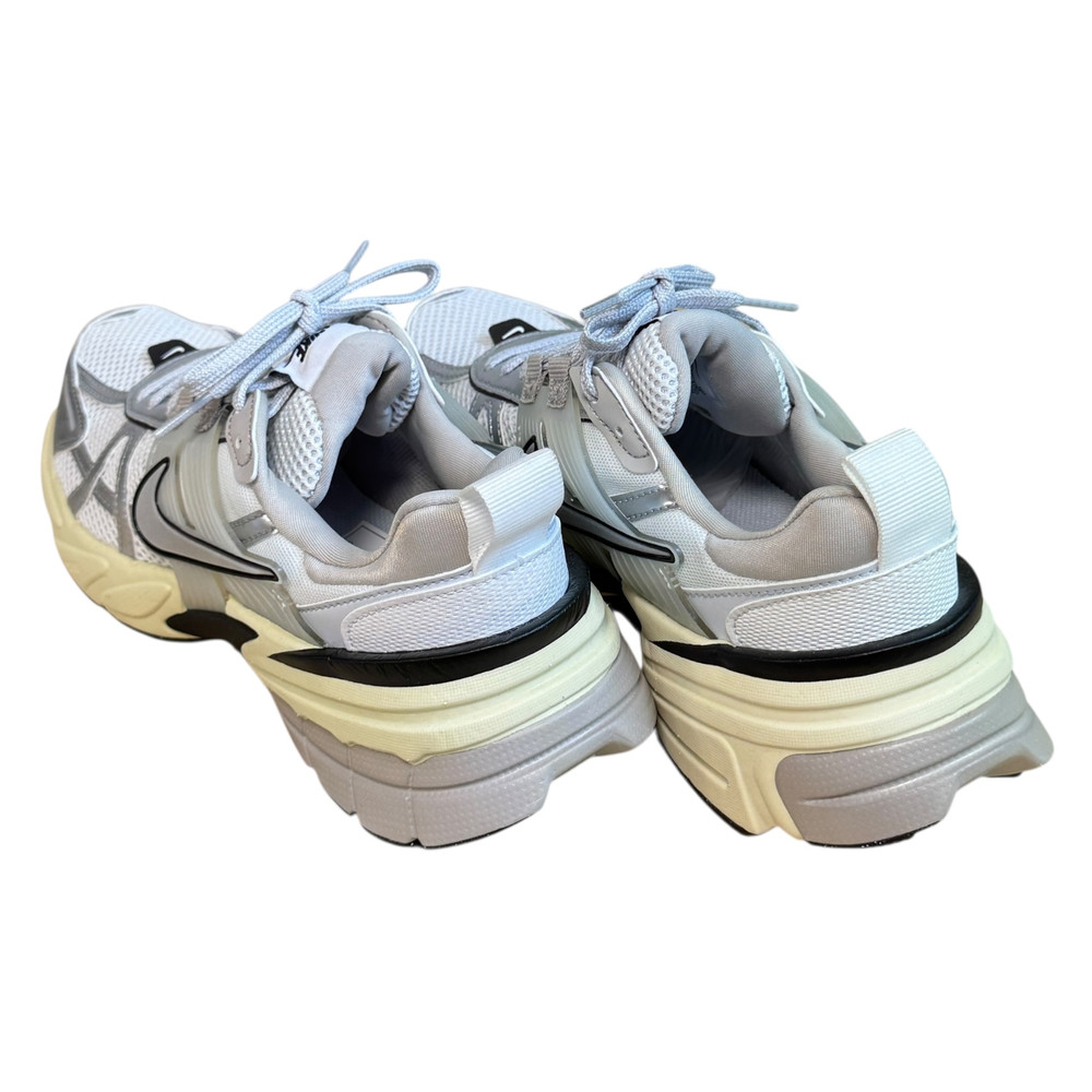 Nike V2k Run BUTY SPORTOWE damskie 40