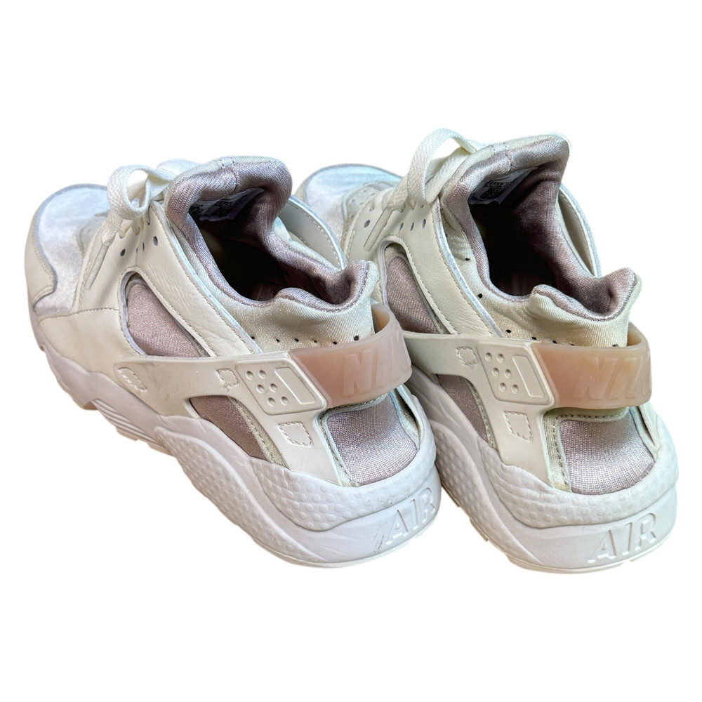 Nike Air Huarache BUTY SPORTOWE damskie 39