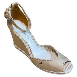 Tommy Hilfiger Vanessa SANDAŁY damskie 38