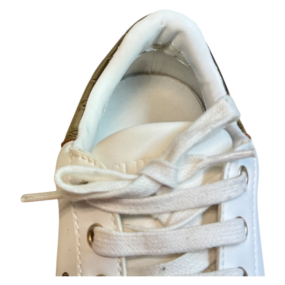 Guess Vibo Carry BUTY SPORTOWE damskie 39