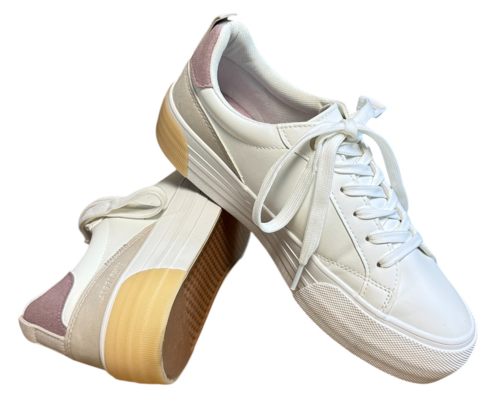 Bershka  TRAMPKI  damskie 38