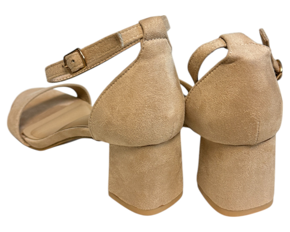 Bellucci  SANDAŁY  damskie 40