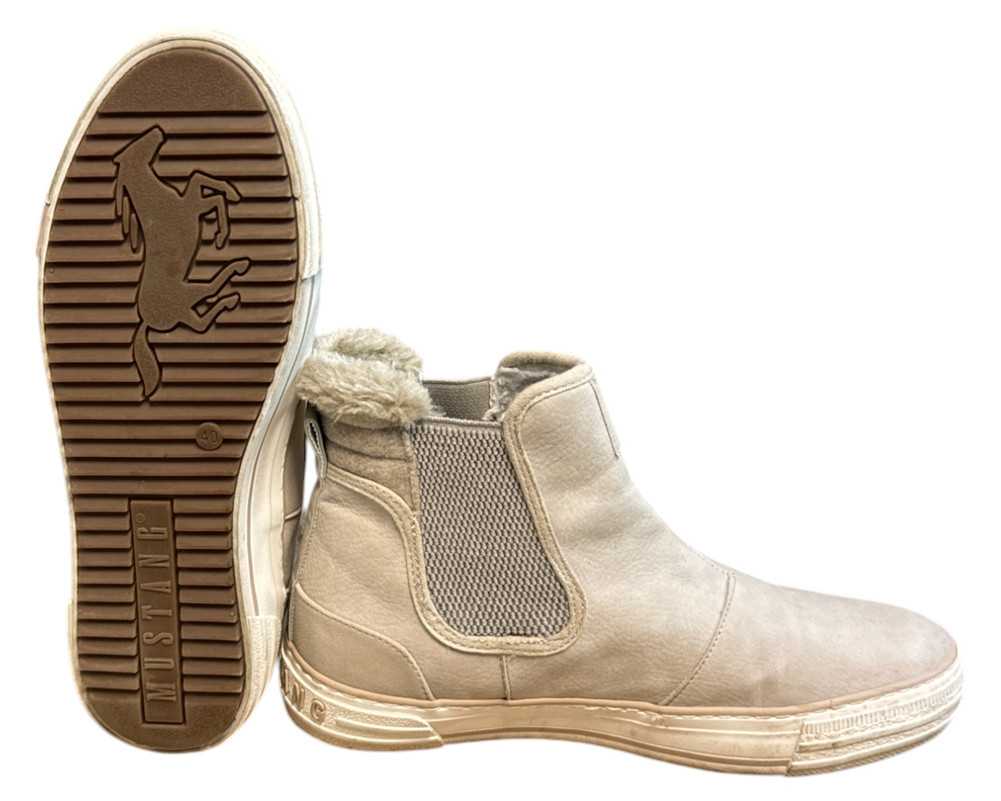 Mustang  BOTKI  damskie 40