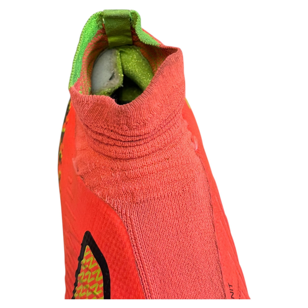 New Balance Tekela V4 Magique BUTY SPORTOWE korki dziecięce 44