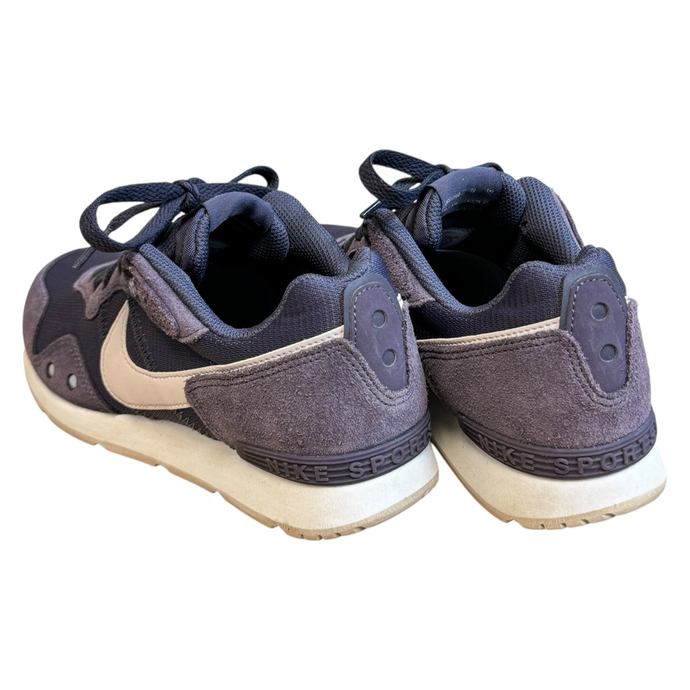 Nike VENTURE RUNNER BUTY SPORTOWE damskie 37.5