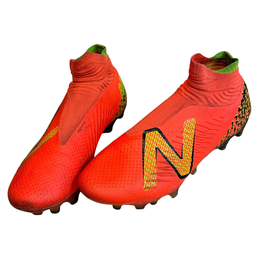 New Balance Tekela V4 Magique BUTY SPORTOWE korki dziecięce 44