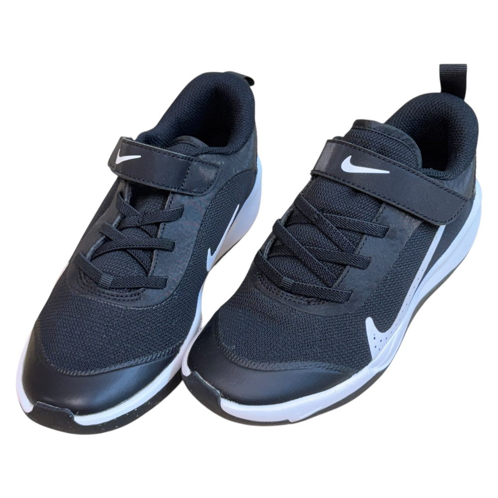 Nike Omni Multi-Court BUTY SPORTOWE dziecięce 32/33.5