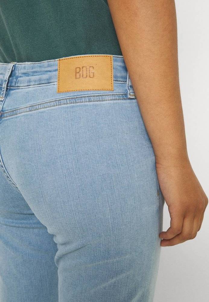 BDG Urban Outfitters Jeansy Dzwony S
