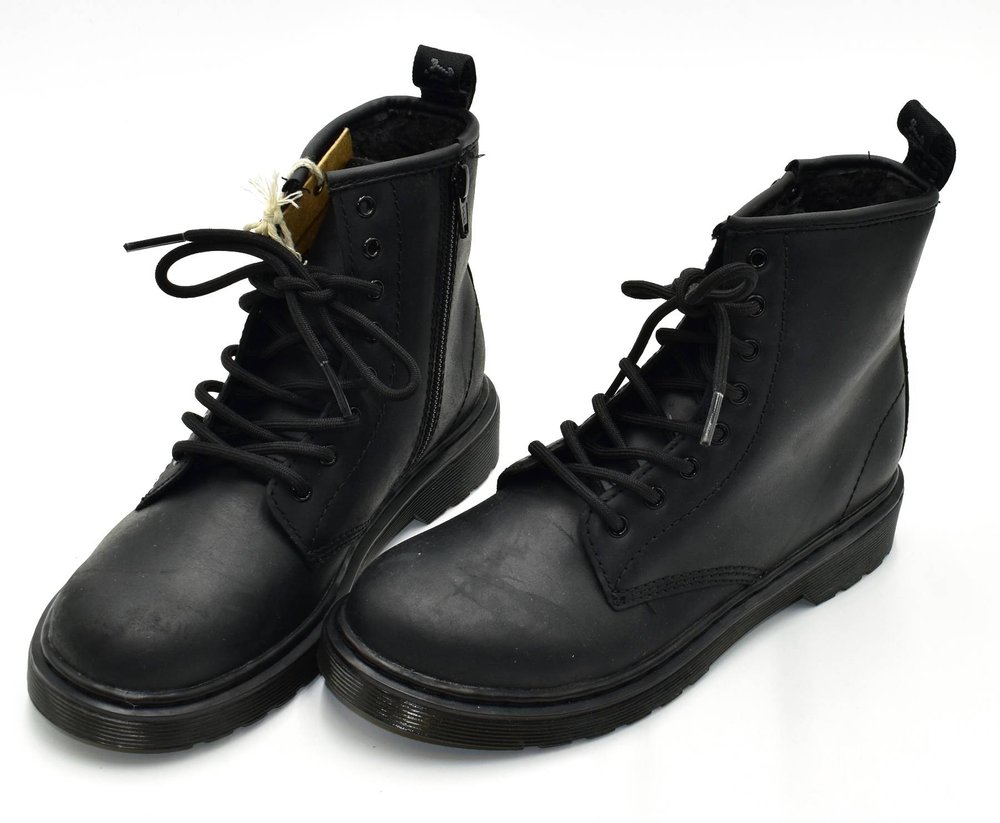 Doc 2025 martens 34